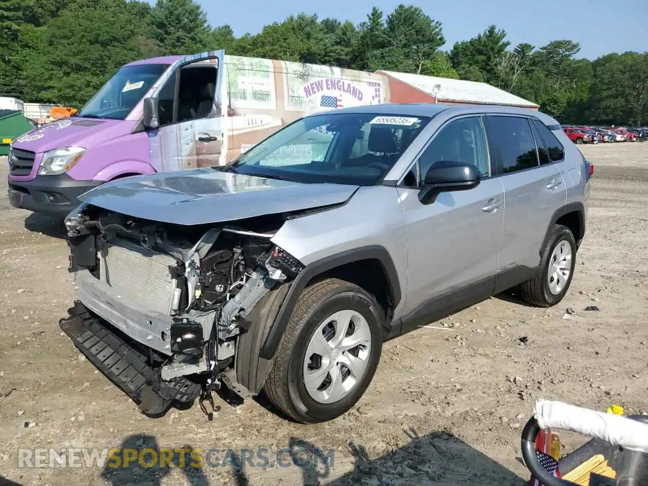 1 Photograph of a damaged car 2T3F1RFV3RC474792 TOYOTA RAV4 2024
