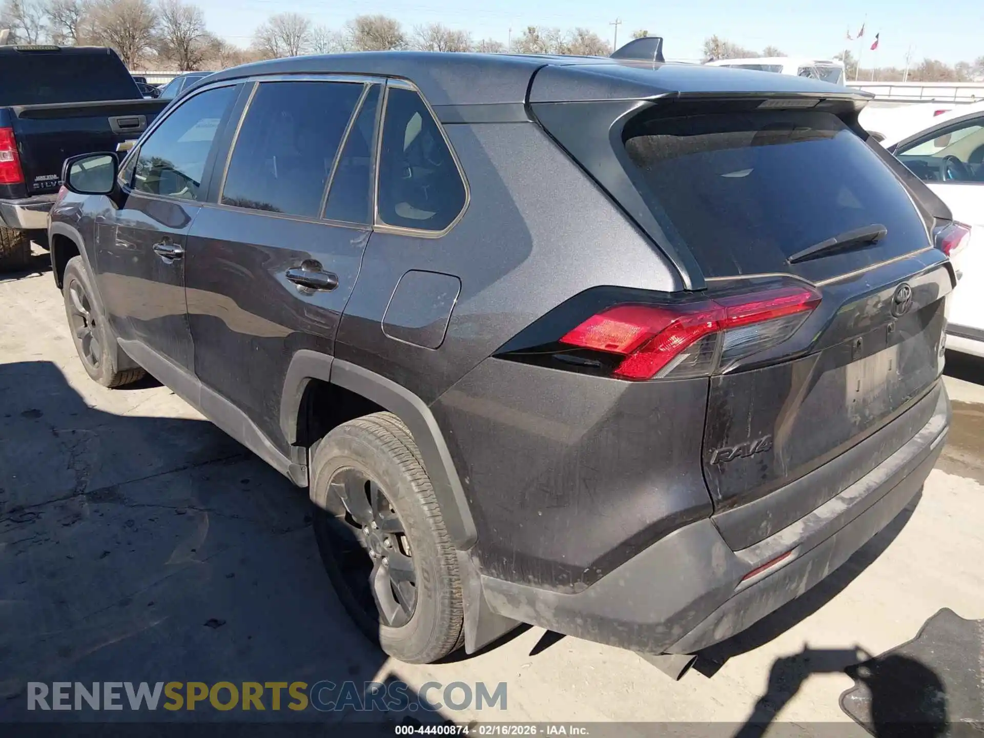 3 Photograph of a damaged car 2T3F1RFV5RC419499 TOYOTA RAV4 2024