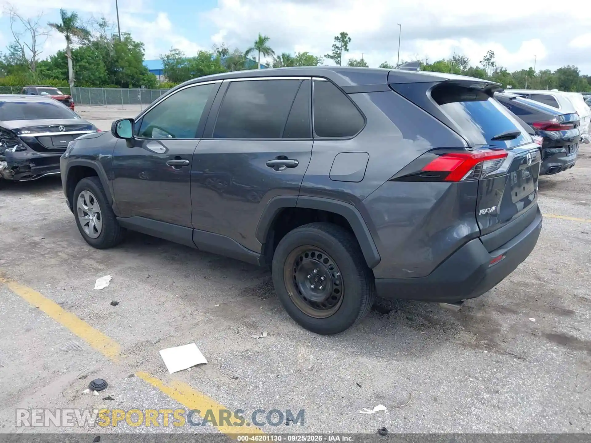 3 Photograph of a damaged car 2T3F1RFV5RC421575 TOYOTA RAV4 2024