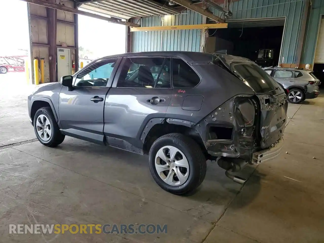 2 Фотография поврежденного автомобиля 2T3F1RFV6RC473460 TOYOTA RAV4 2024