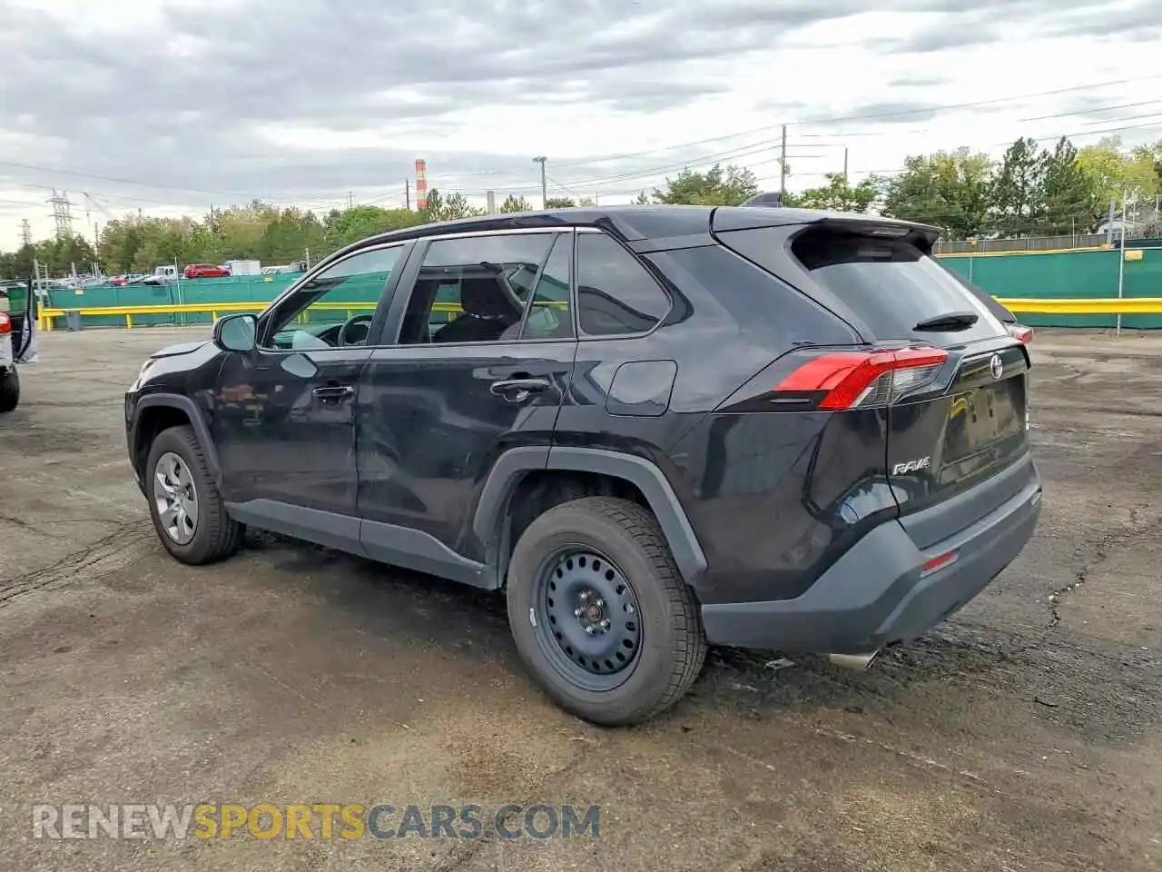 2 Фотография поврежденного автомобиля 2T3F1RFV8RW458389 TOYOTA RAV4 2024