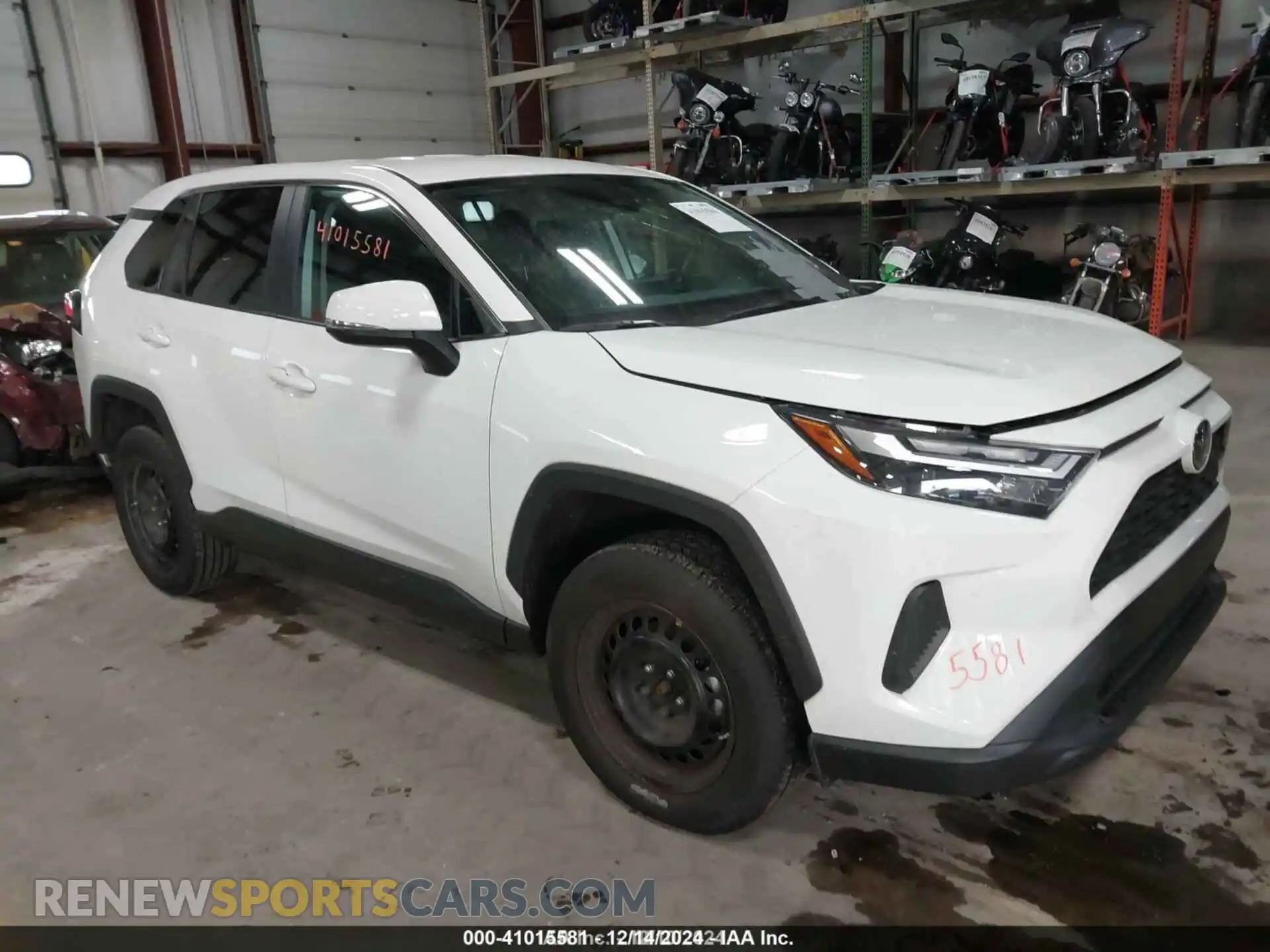 1 Photograph of a damaged car 2T3G1RFV5RC416199 TOYOTA RAV4 2024