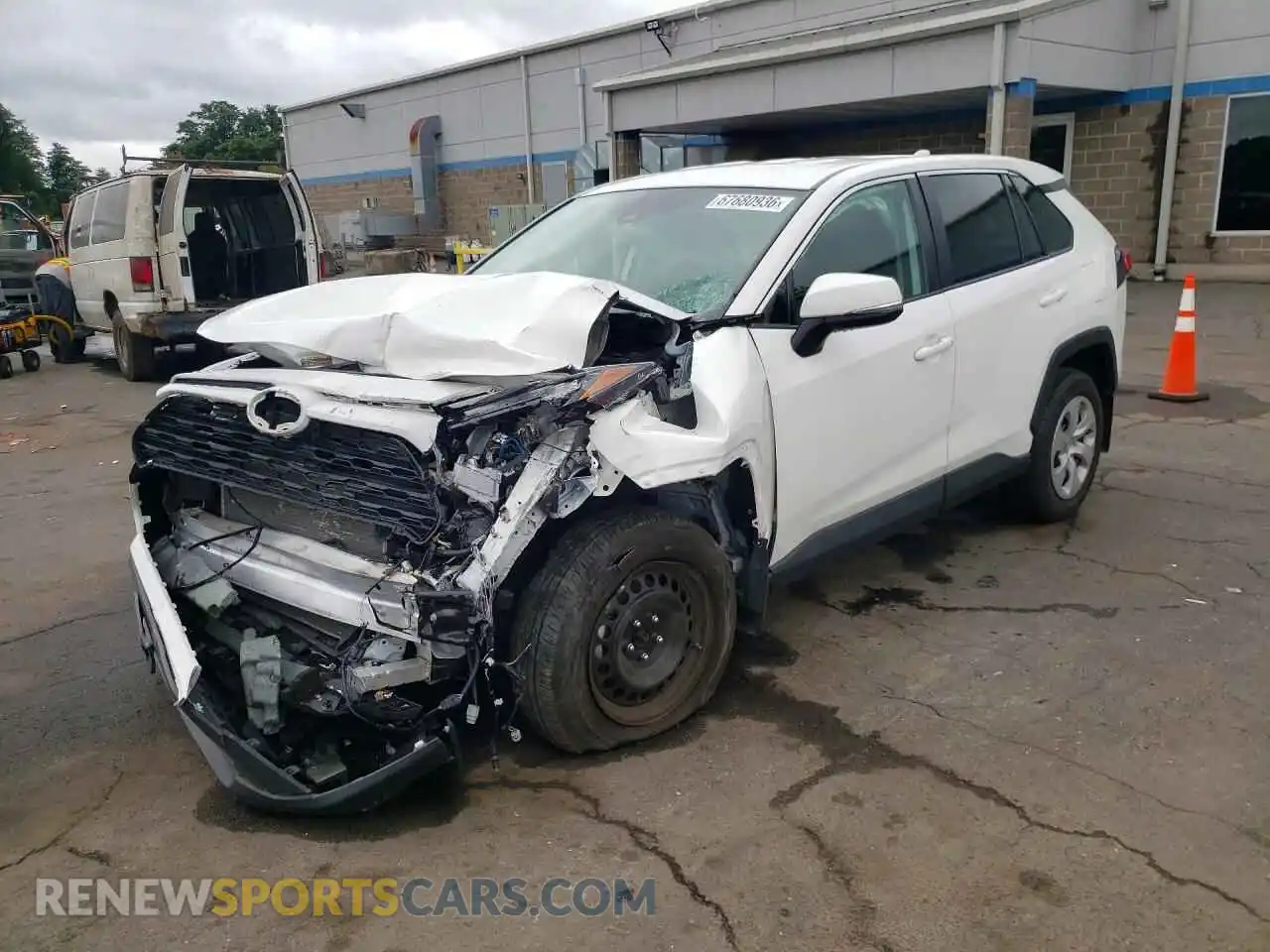 1 Фотография поврежденного автомобиля 2T3G1RFV6RC433402 TOYOTA RAV4 2024