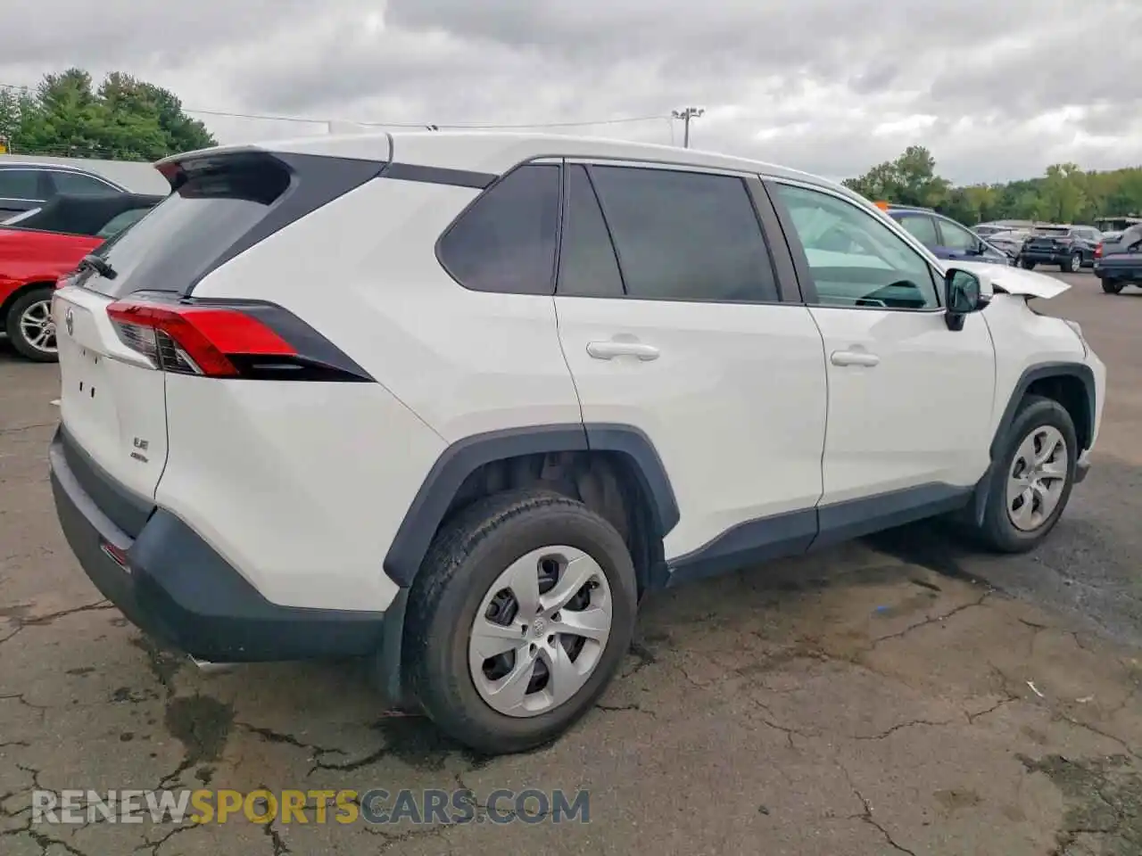 3 Фотография поврежденного автомобиля 2T3G1RFV6RC433402 TOYOTA RAV4 2024