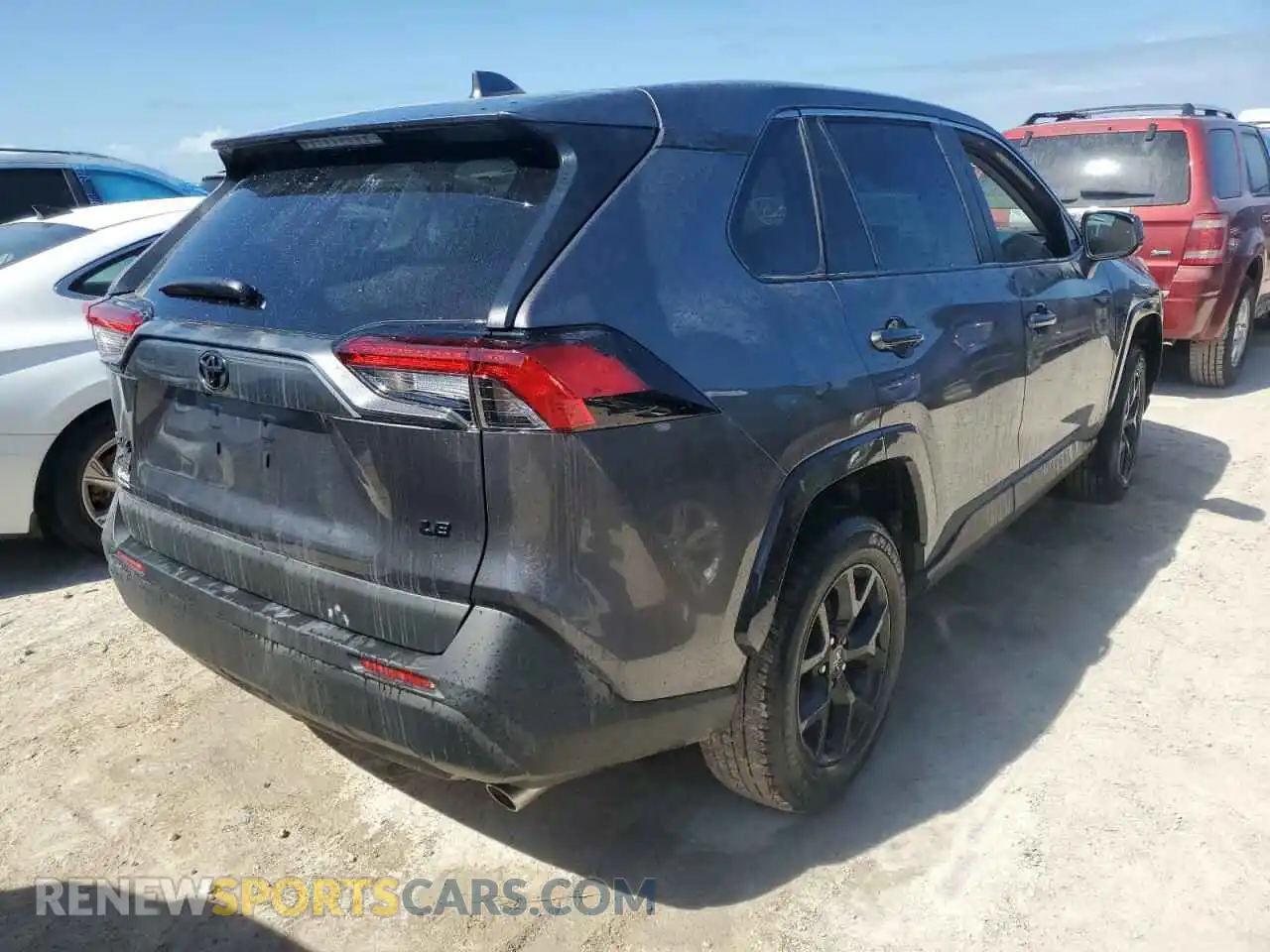3 Photograph of a damaged car 2T3H1RFV0RC292623 TOYOTA RAV4 2024