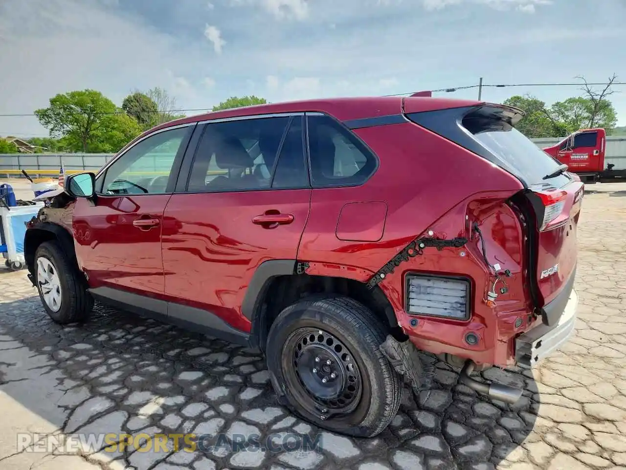 2 Photograph of a damaged car 2T3H1RFV1RW317964 TOYOTA RAV4 2024