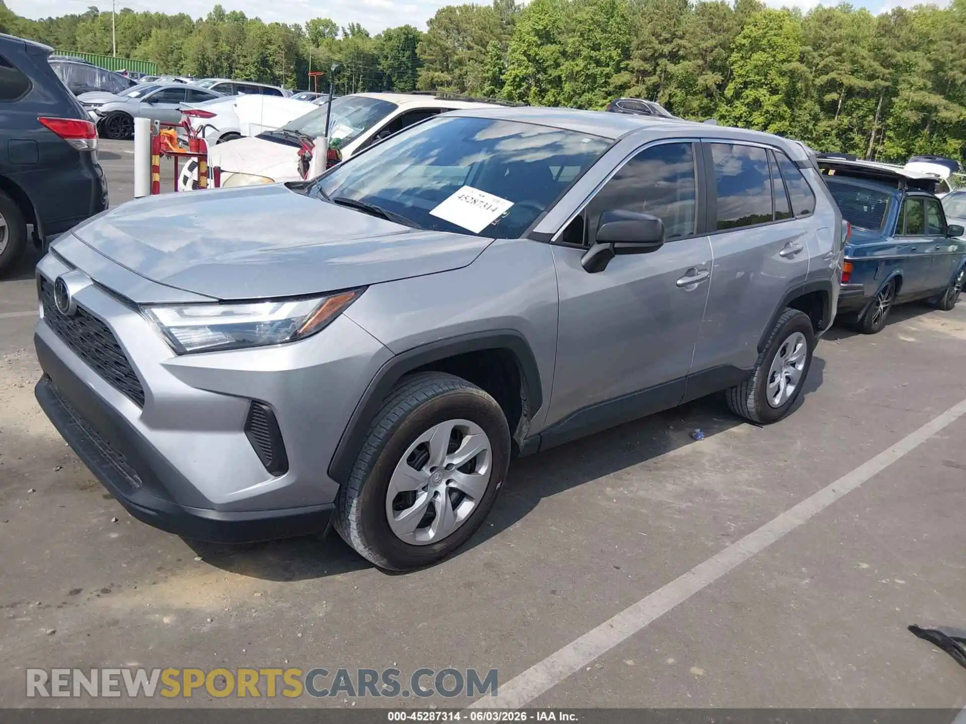 2 Photograph of a damaged car 2T3H1RFV2RC276584 TOYOTA RAV4 2024