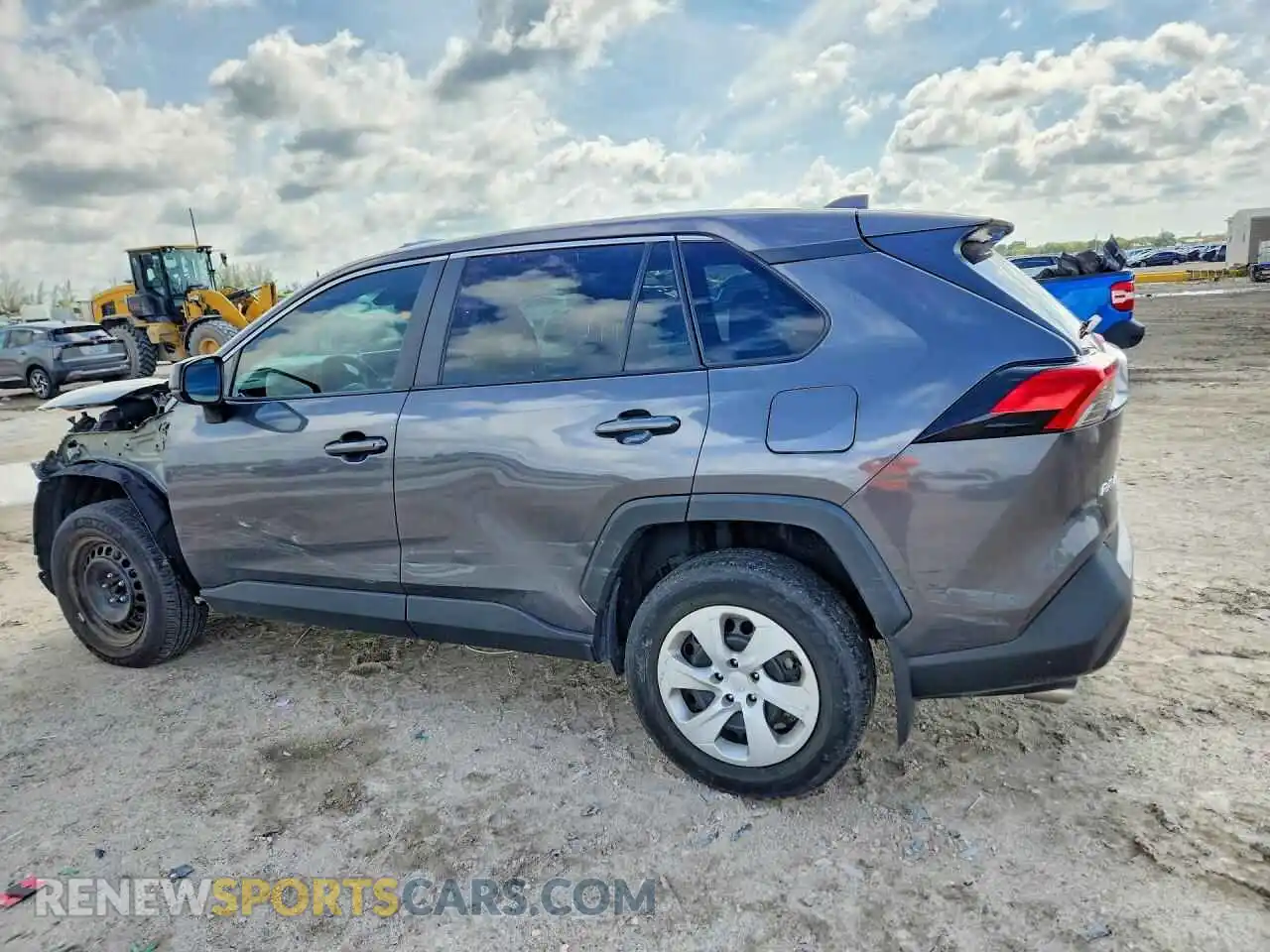 2 Photograph of a damaged car 2T3H1RFV3RC275251 TOYOTA RAV4 2024