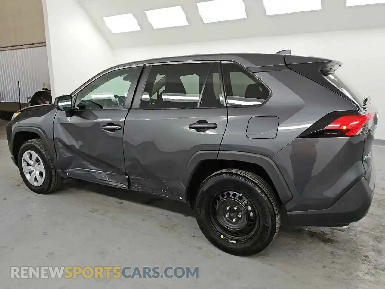 2 Photograph of a damaged car 2T3H1RFV3RW324317 TOYOTA RAV4 2024