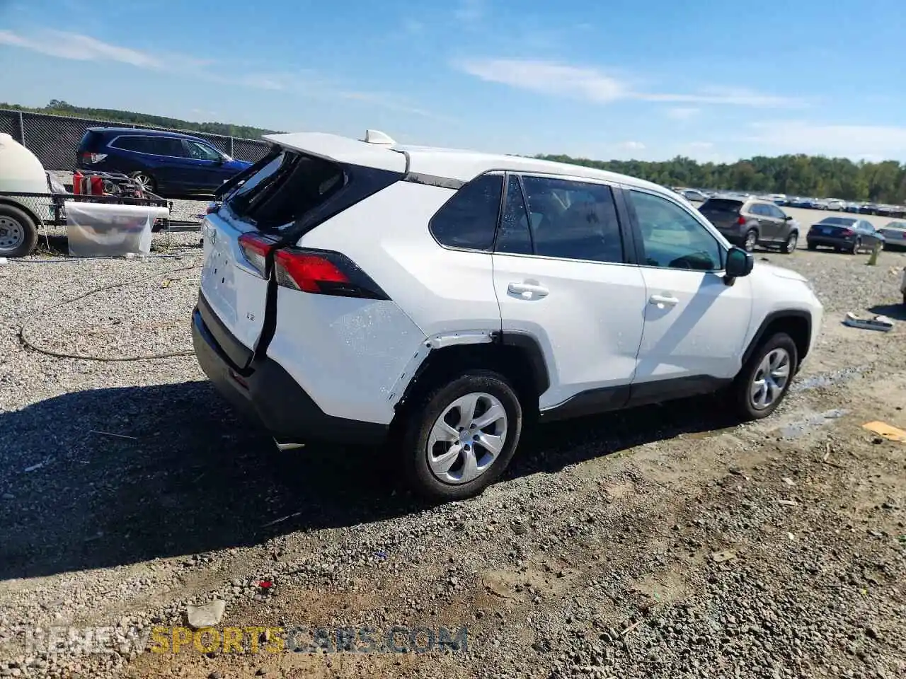 3 fotografías del automóvil dañado 2T3H1RFV7RW307441 TOYOTA RAV4 2024