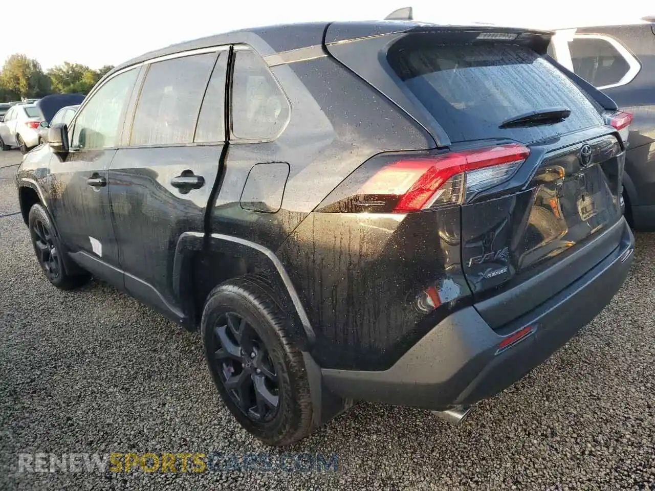 2 Photograph of a damaged car 2T3H1RFVXRC275439 TOYOTA RAV4 2024