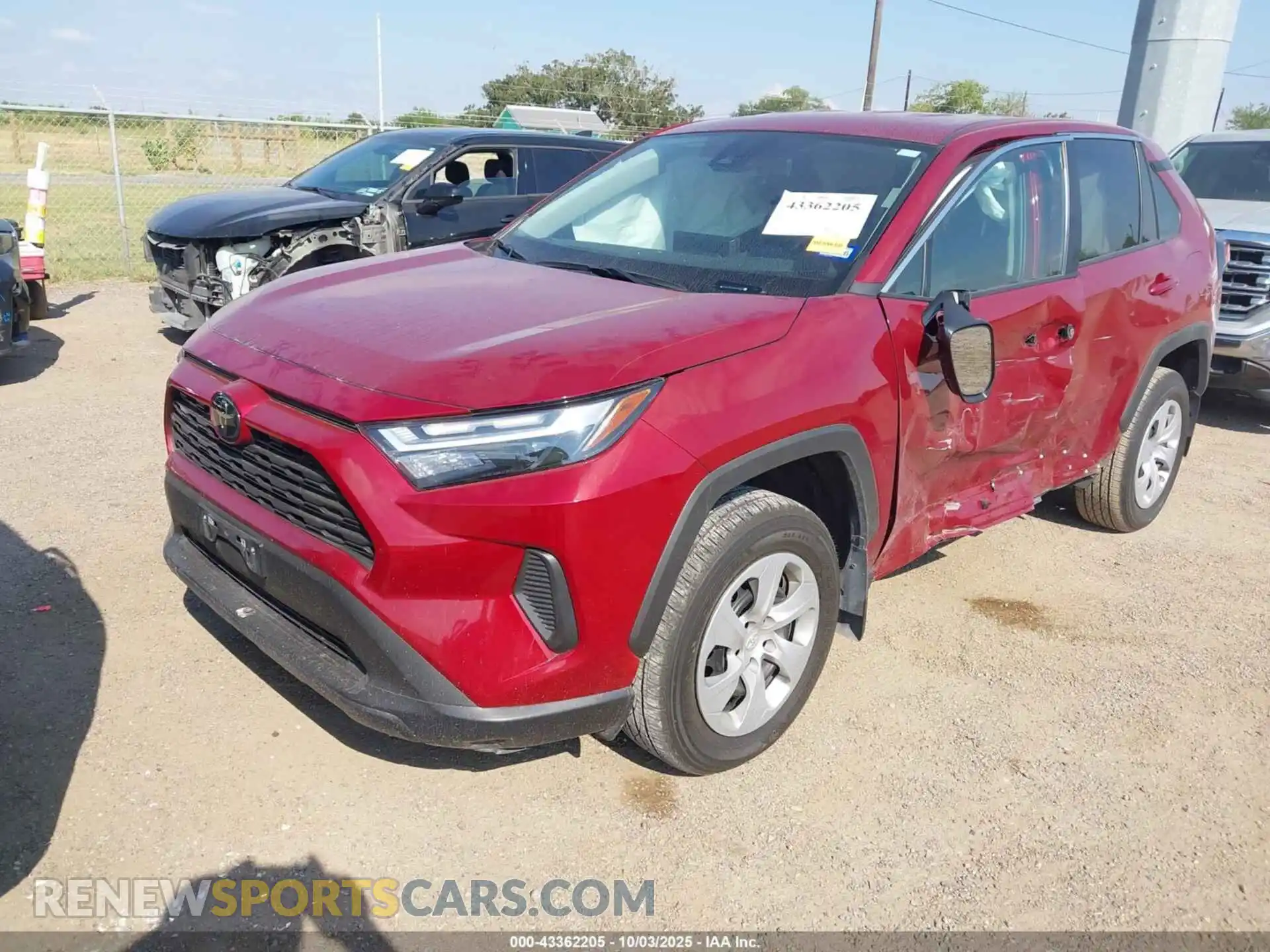 2 Фотография поврежденного автомобиля 2T3H1RFVXRW339770 TOYOTA RAV4 2024