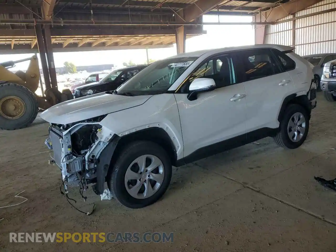 1 Photograph of a damaged car 2T3K1RFV2RC282195 TOYOTA RAV4 2024