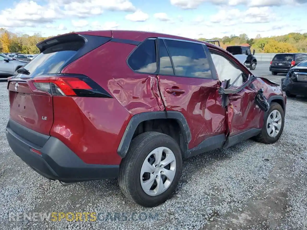 3 Фотография поврежденного автомобиля 2T3K1RFV2RW305490 TOYOTA RAV4 2024
