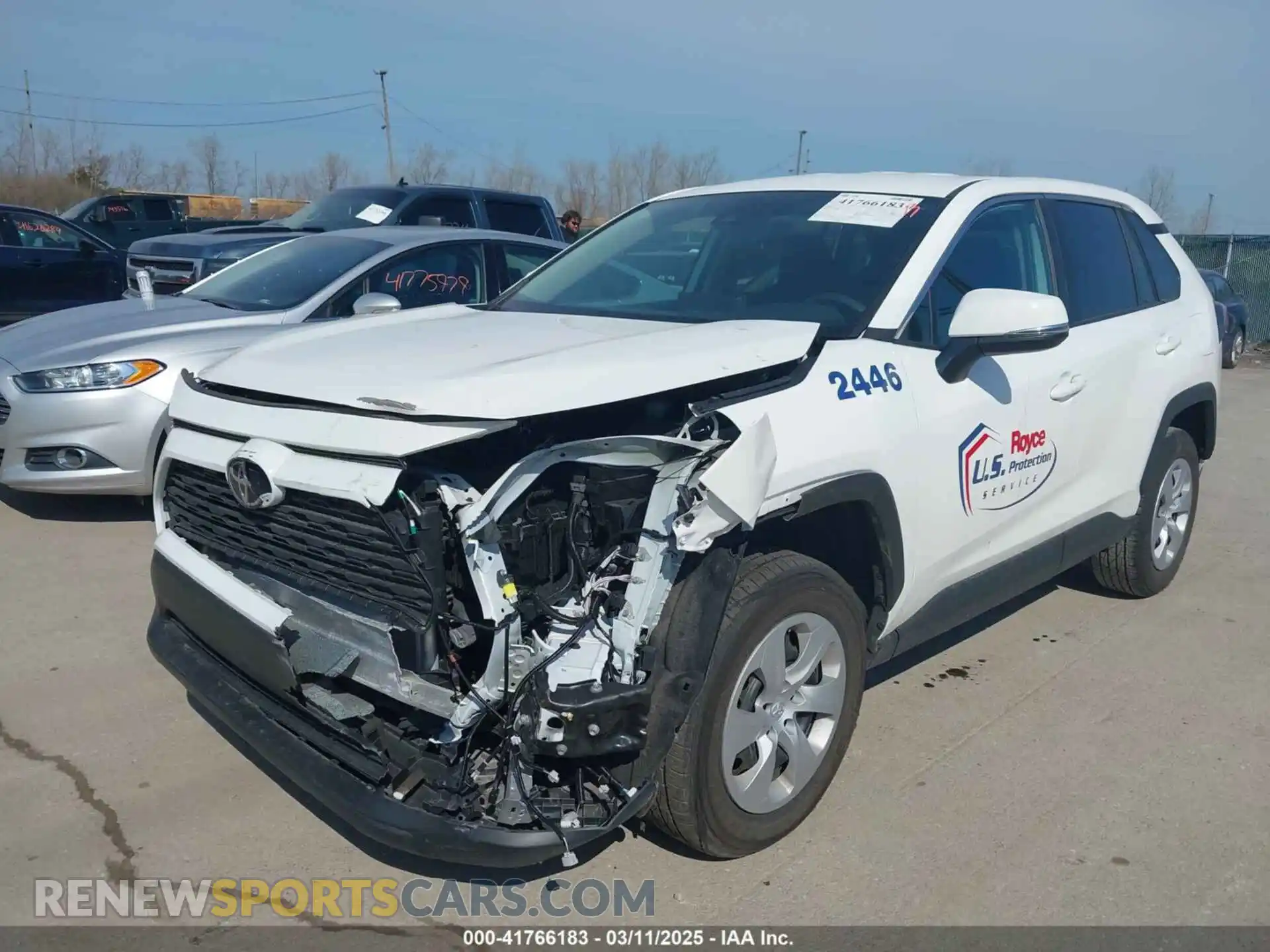 2 fotografías del automóvil dañado 2T3K1RFV5RW328746 TOYOTA RAV4 2024