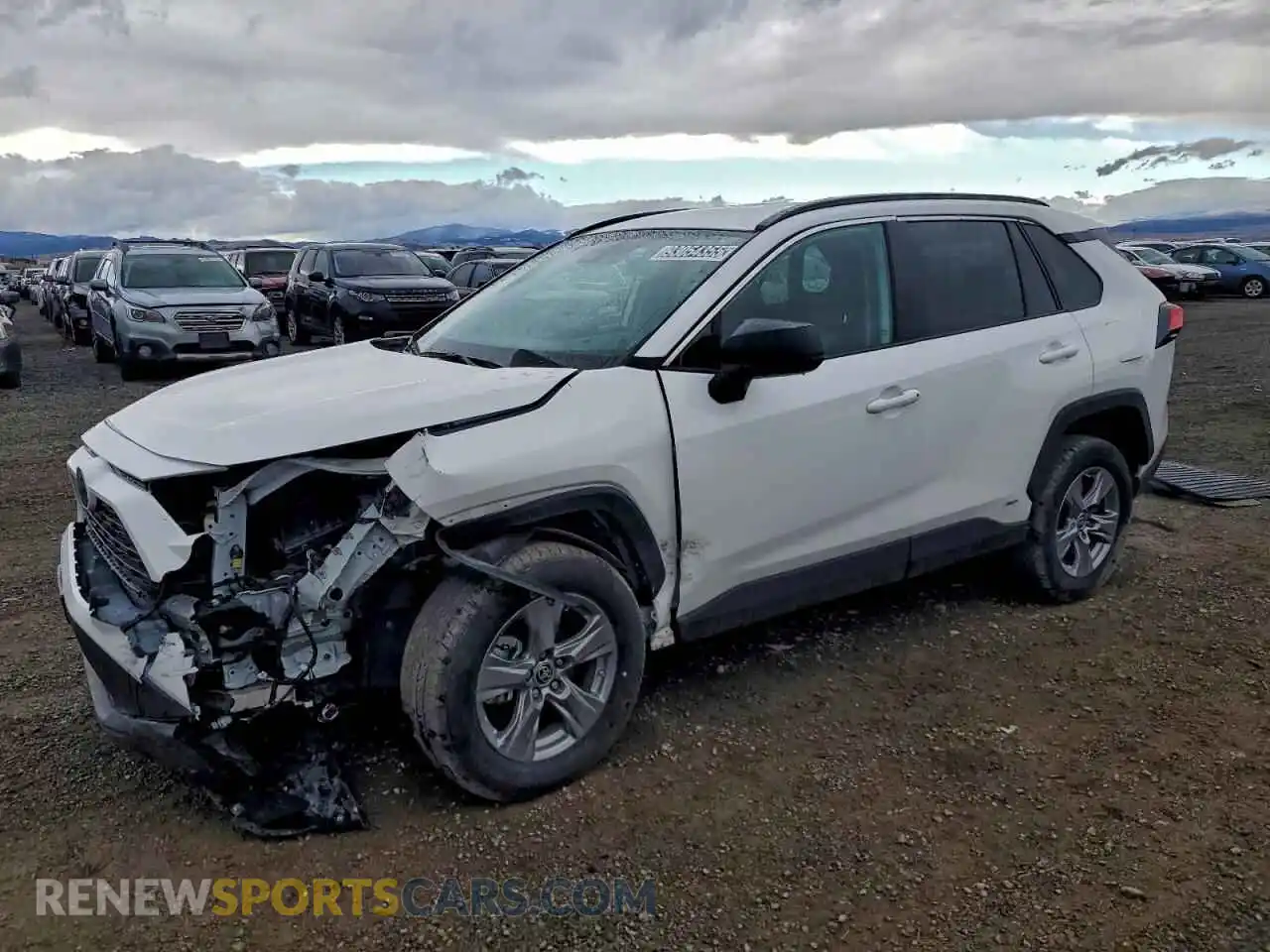 1 Photograph of a damaged car 2T3LWRFV0RW211890 TOYOTA RAV4 2024