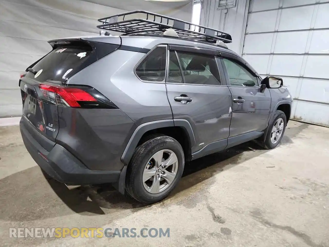 3 fotografías del automóvil dañado 2T3LWRFV3RW223970 TOYOTA RAV4 2024