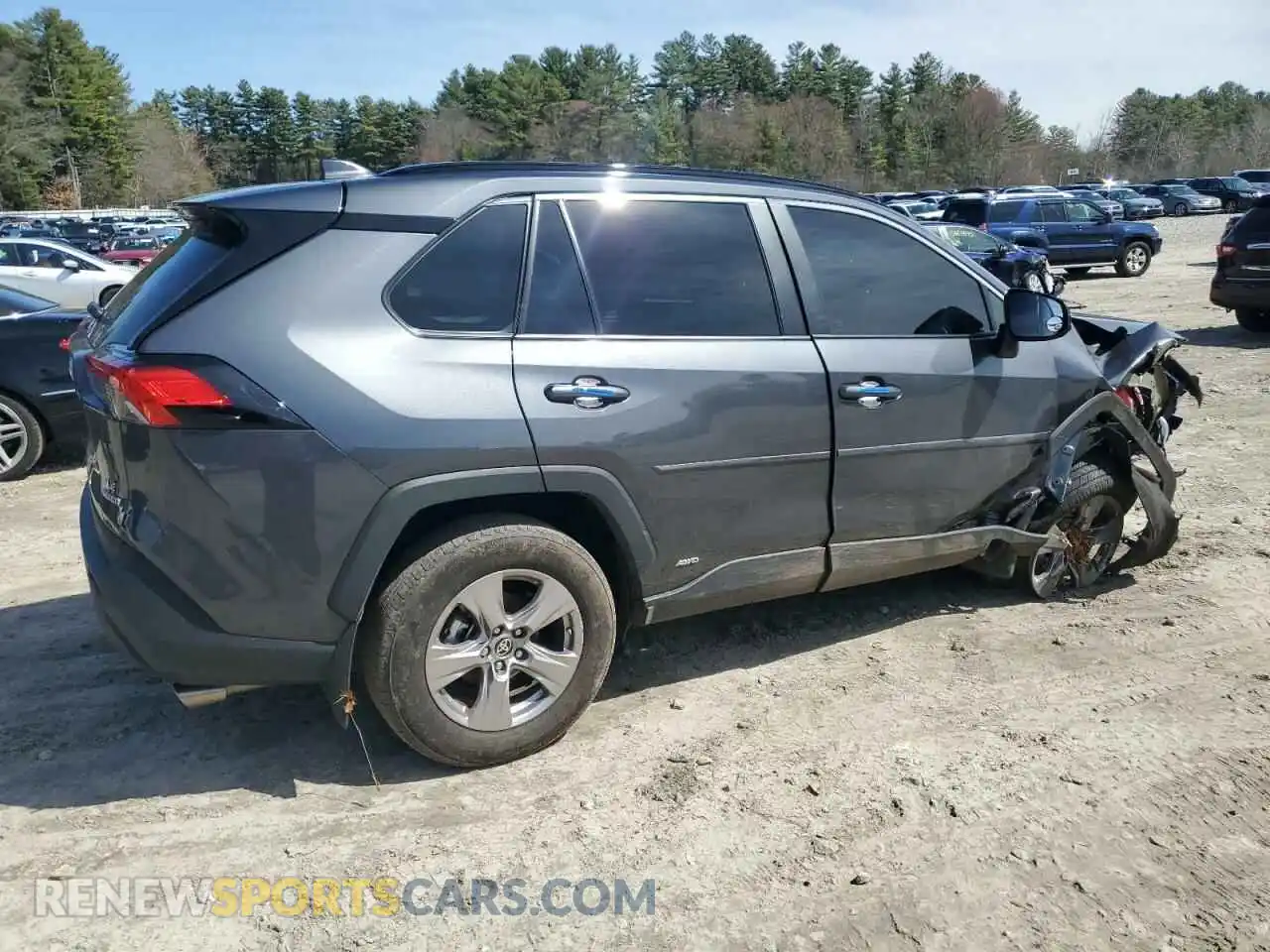 3 fotografías del automóvil dañado 2T3LWRFV5RW237935 TOYOTA RAV4 2024