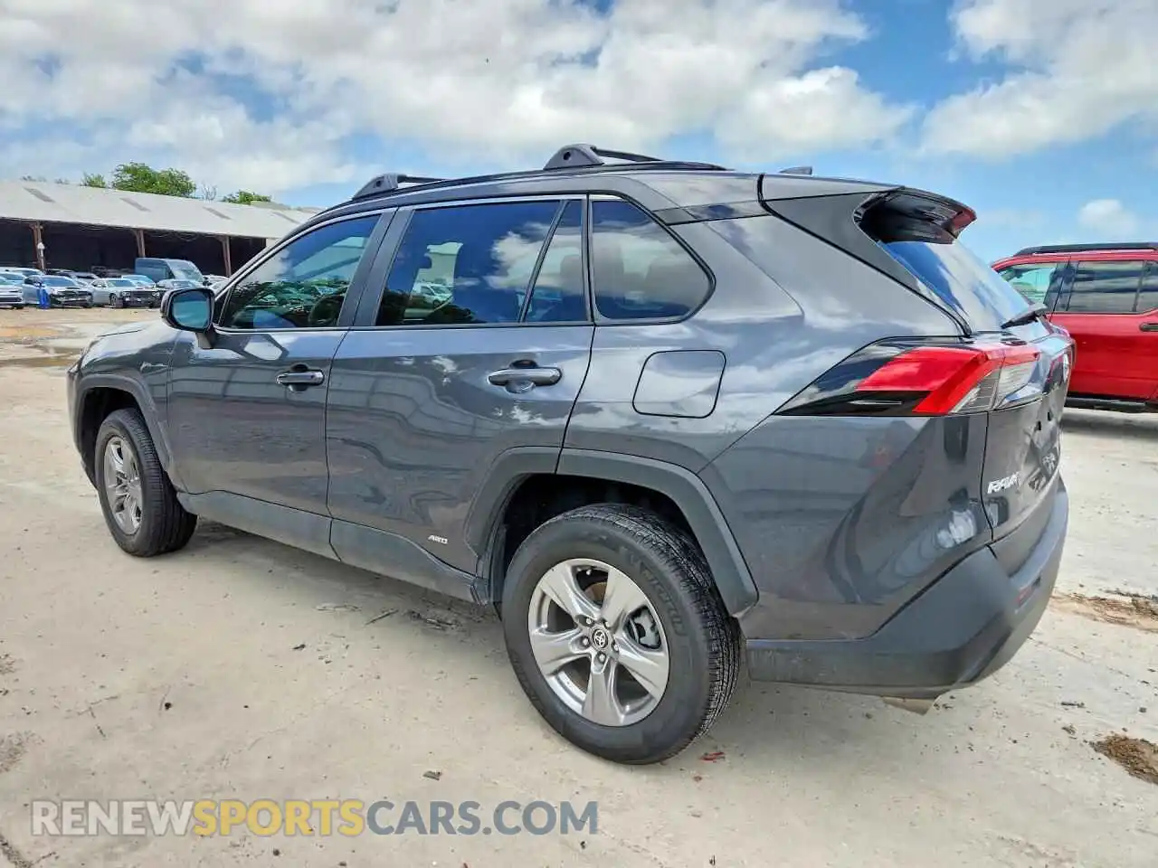 2 Photograph of a damaged car 2T3LWRFV5RW243928 TOYOTA RAV4 2024