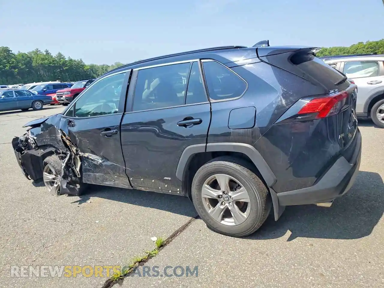 2 fotografías del automóvil dañado 2T3LWRFV6RW187871 TOYOTA RAV4 2024