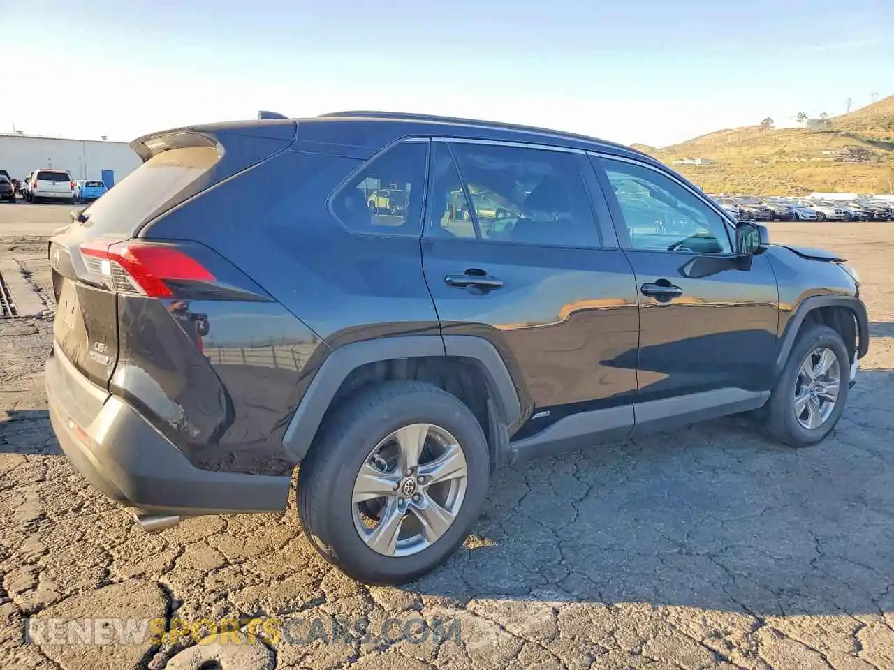 3 Photograph of a damaged car 2T3LWRFV6RW223381 TOYOTA RAV4 2024