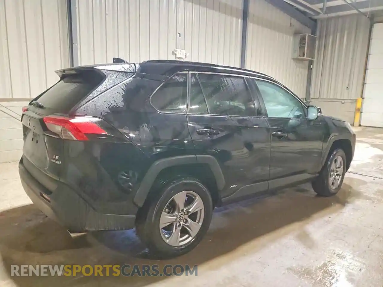 3 Photograph of a damaged car 2T3MWRFV0RW193850 TOYOTA RAV4 2024