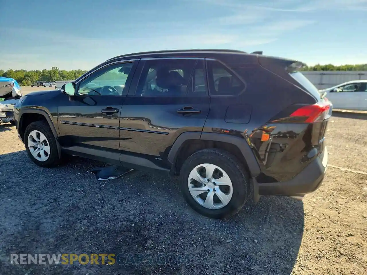 2 fotografías del automóvil dañado 2T3MWRFV0RW194027 TOYOTA RAV4 2024