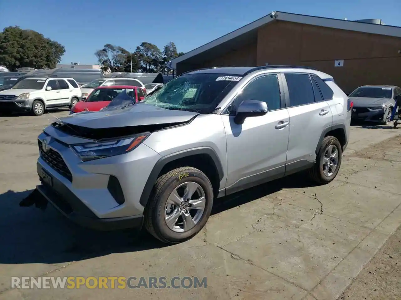 1 Photograph of a damaged car 2T3MWRFV6RW196641 TOYOTA RAV4 2024