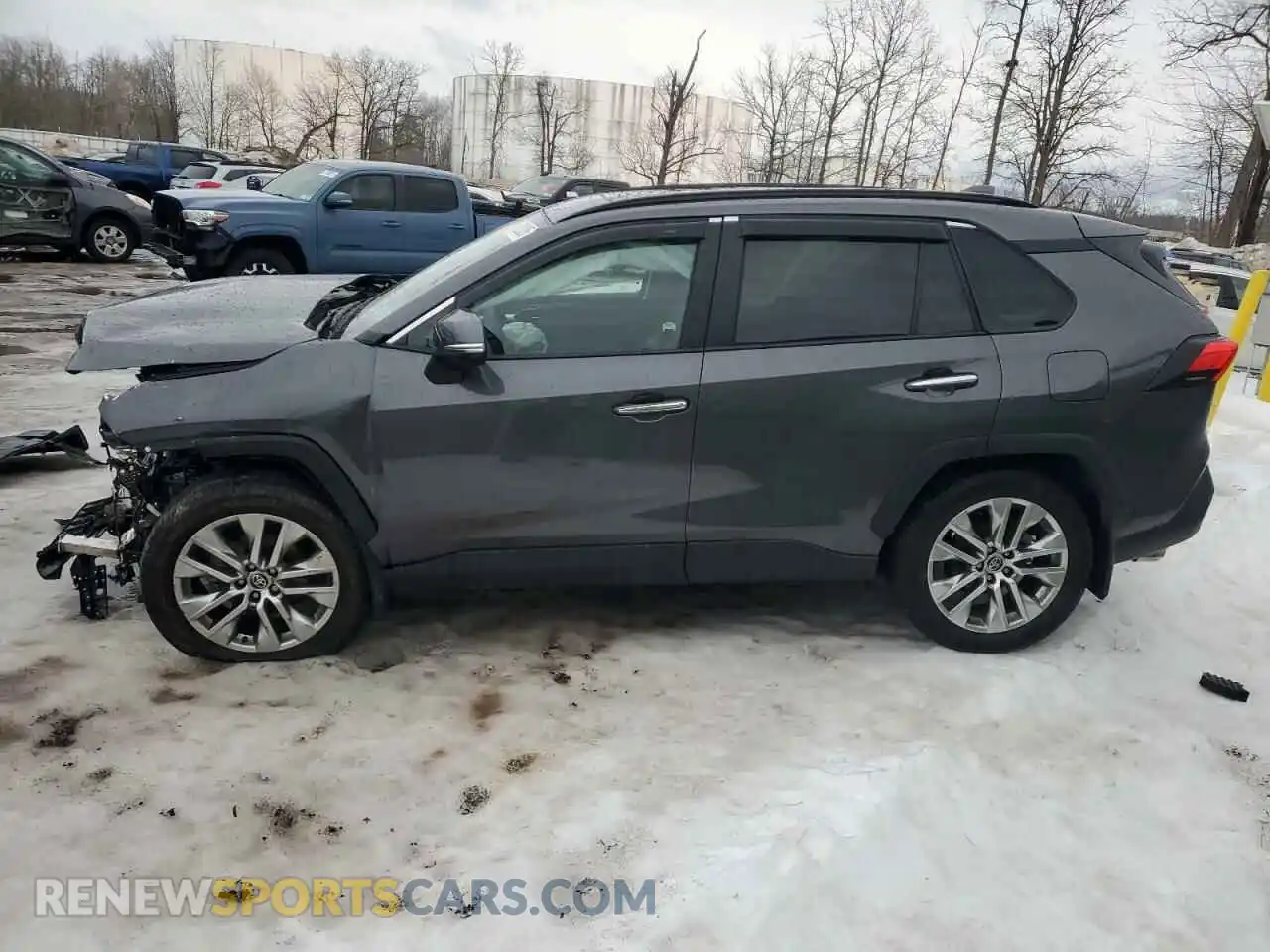 2 Фотография поврежденного автомобиля 2T3N1RFV3RC439536 TOYOTA RAV4 2024