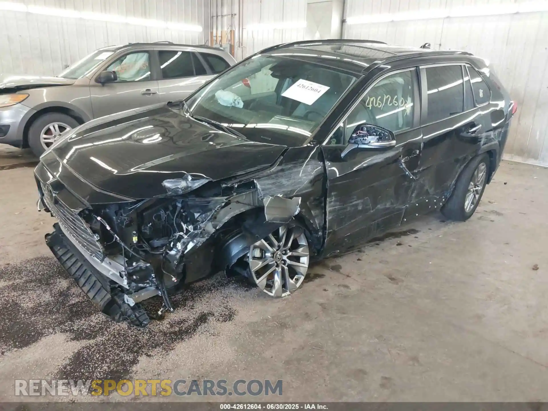 2 fotografías del automóvil dañado 2T3N1RFV8RC463475 TOYOTA RAV4 2024