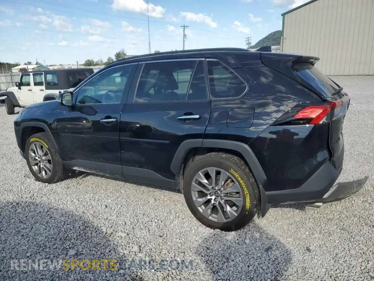 2 Фотография поврежденного автомобиля 2T3N1RFV9RW414820 TOYOTA RAV4 2024