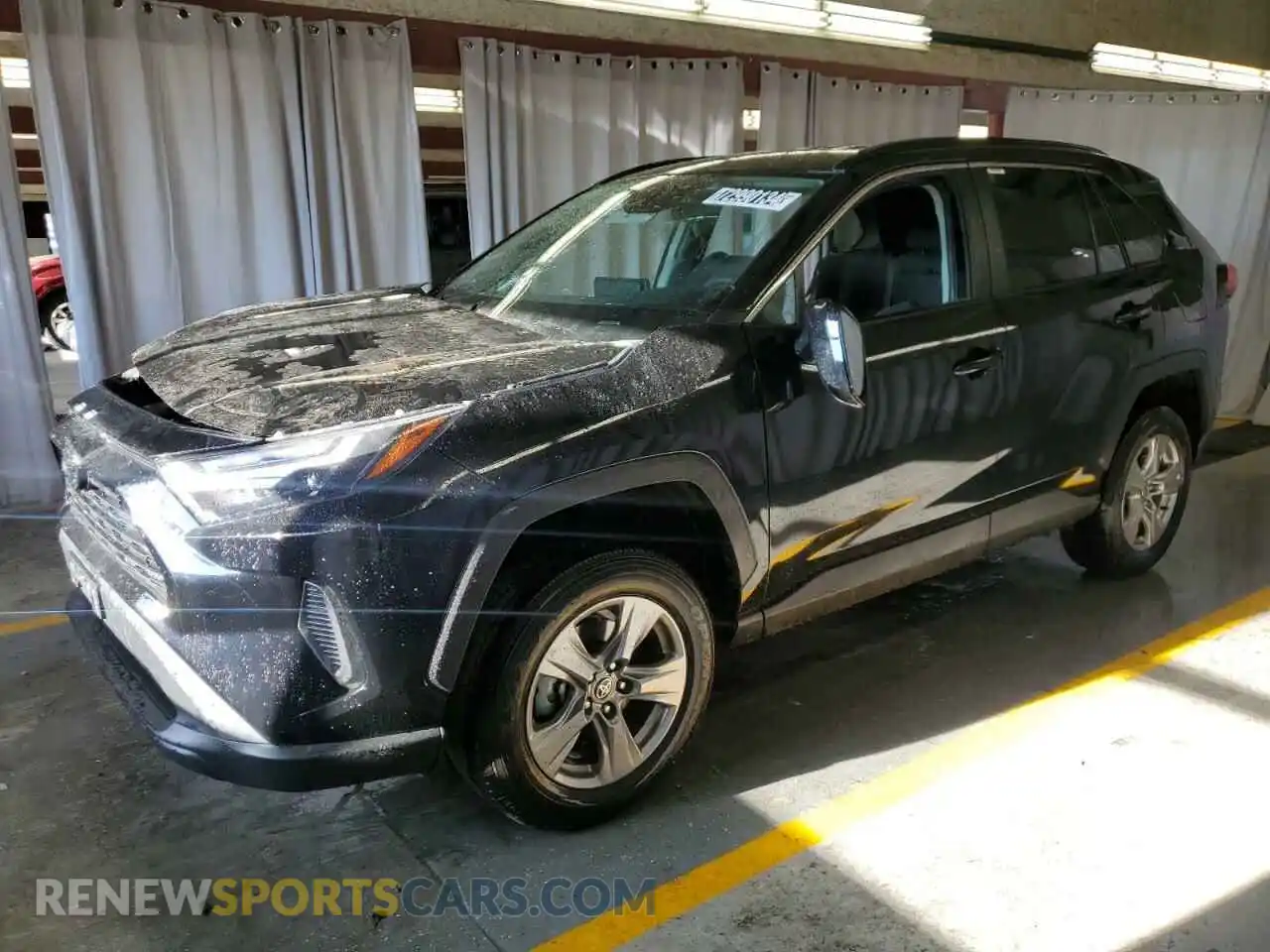 1 Photograph of a damaged car 2T3P1RFV0RC411962 TOYOTA RAV4 2024