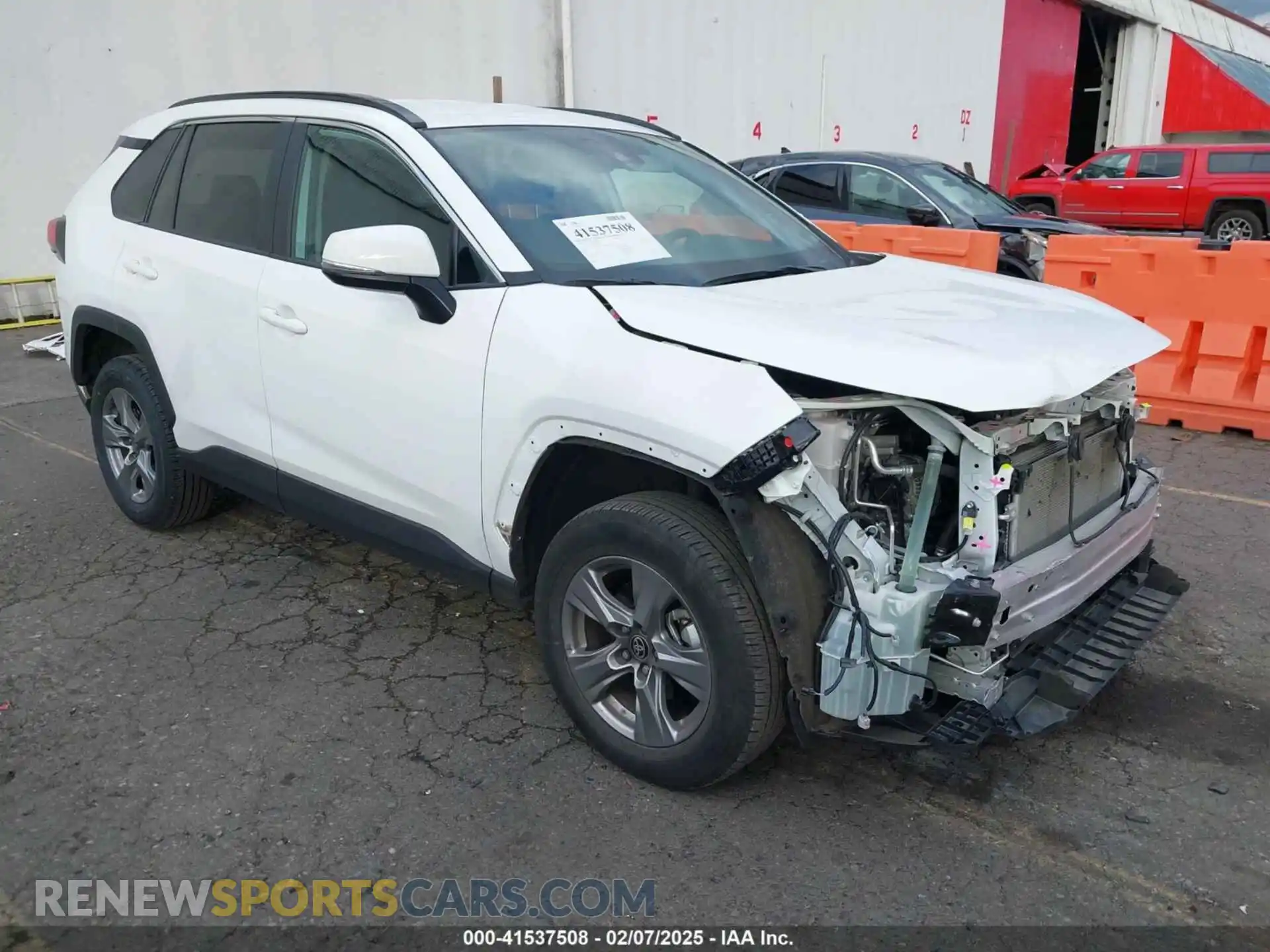 1 Photograph of a damaged car 2T3P1RFV0RC414697 TOYOTA RAV4 2024