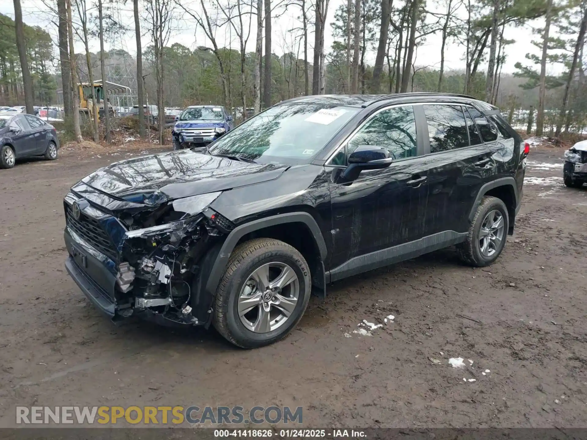 2 Photograph of a damaged car 2T3P1RFV0RC455282 TOYOTA RAV4 2024