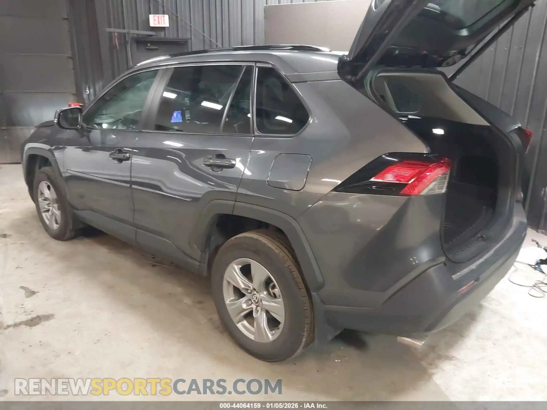 3 Photograph of a damaged car 2T3P1RFV0RC458277 TOYOTA RAV4 2024