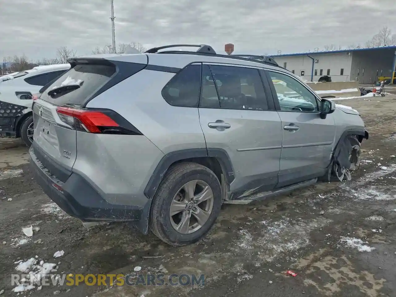 3 Photograph of a damaged car 2T3P1RFV0RW416626 TOYOTA RAV4 2024