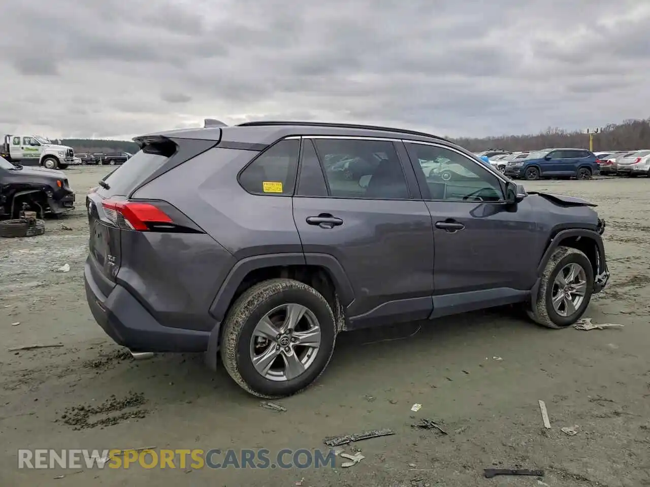 3 Photograph of a damaged car 2T3P1RFV1RC404857 TOYOTA RAV4 2024