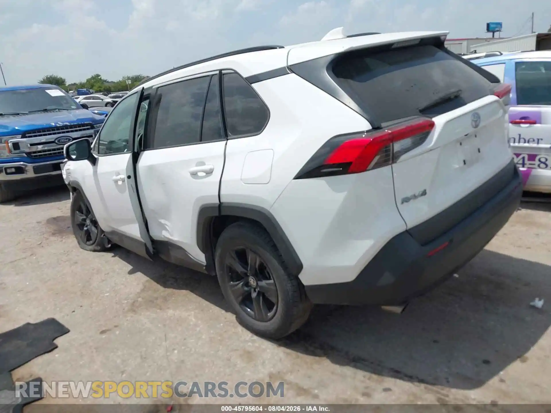 3 Photograph of a damaged car 2T3P1RFV1RC408892 TOYOTA RAV4 2024