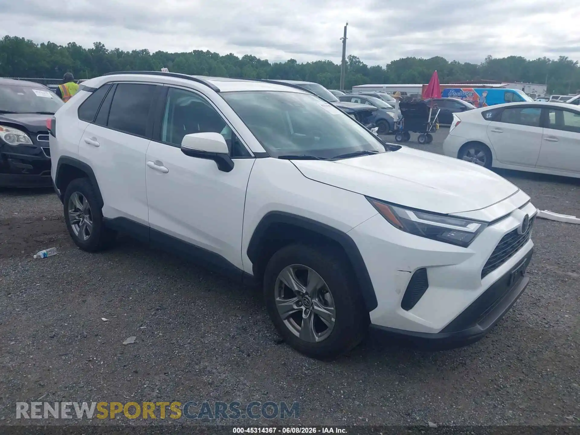 1 Фотография поврежденного автомобиля 2T3P1RFV1RC418161 TOYOTA RAV4 2024