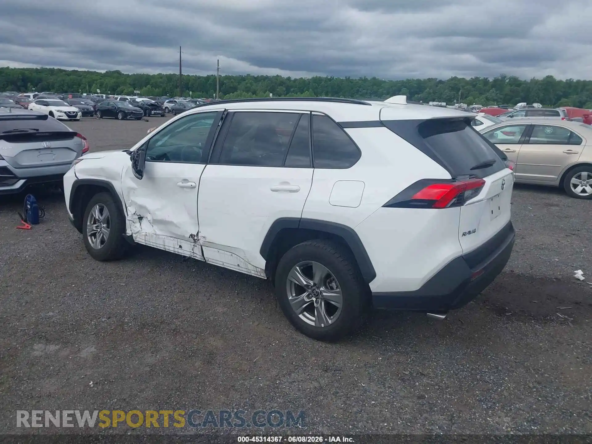 3 Фотография поврежденного автомобиля 2T3P1RFV1RC418161 TOYOTA RAV4 2024