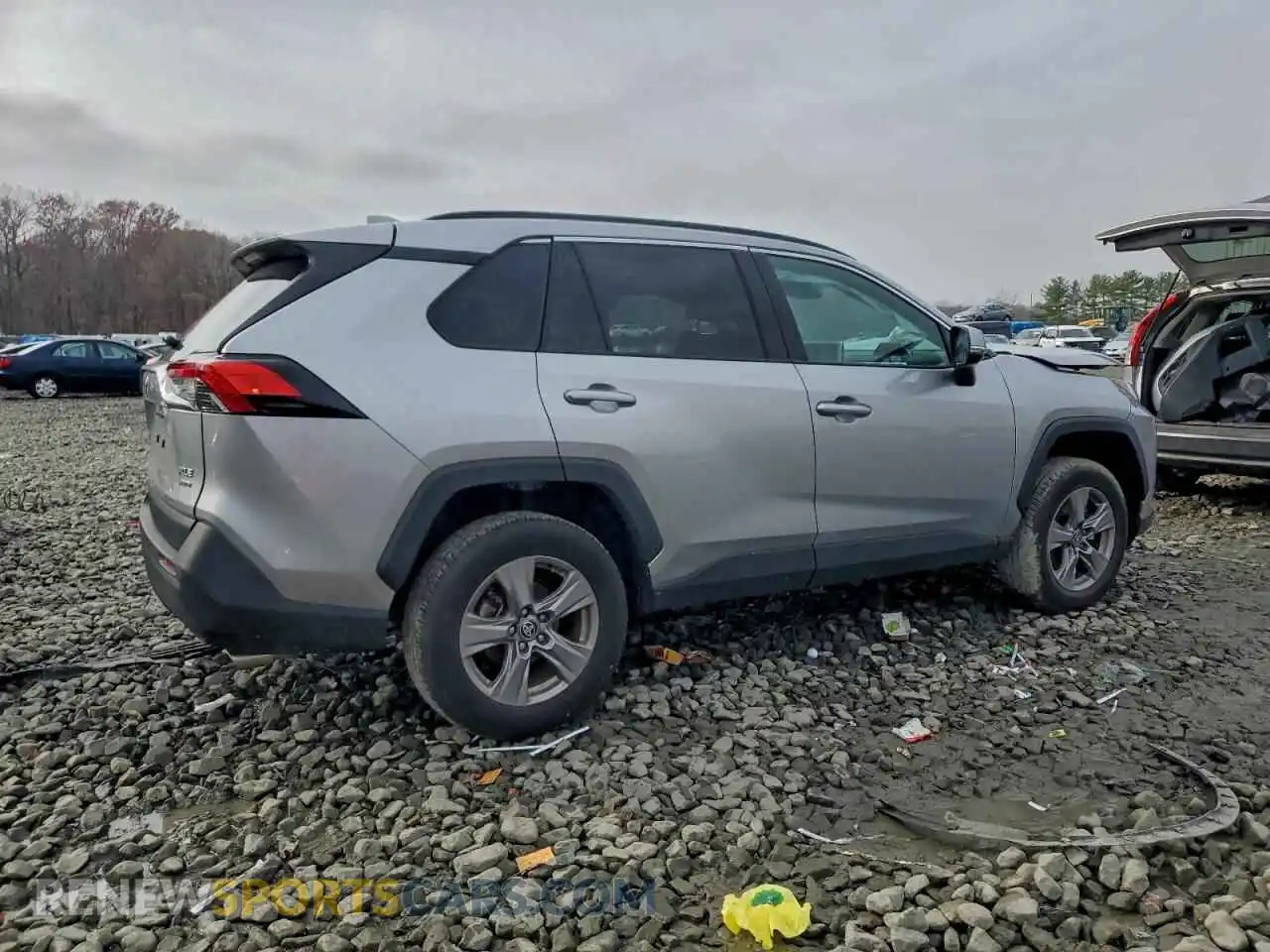 3 Photograph of a damaged car 2T3P1RFV1RC485021 TOYOTA RAV4 2024
