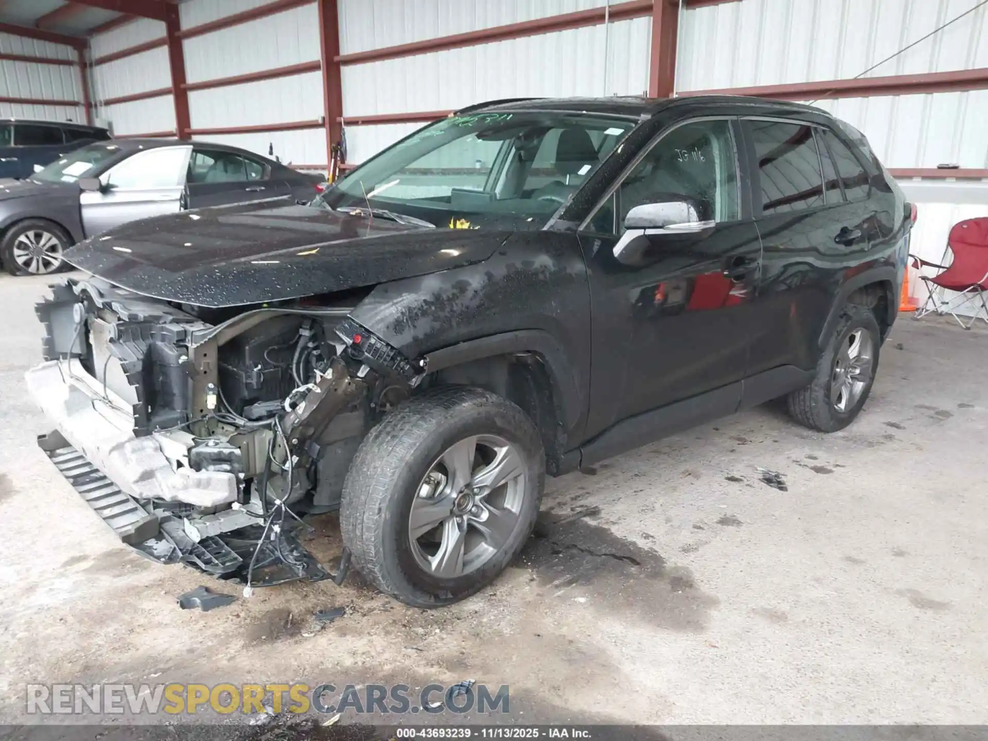2 Photograph of a damaged car 2T3P1RFV1RW424010 TOYOTA RAV4 2024