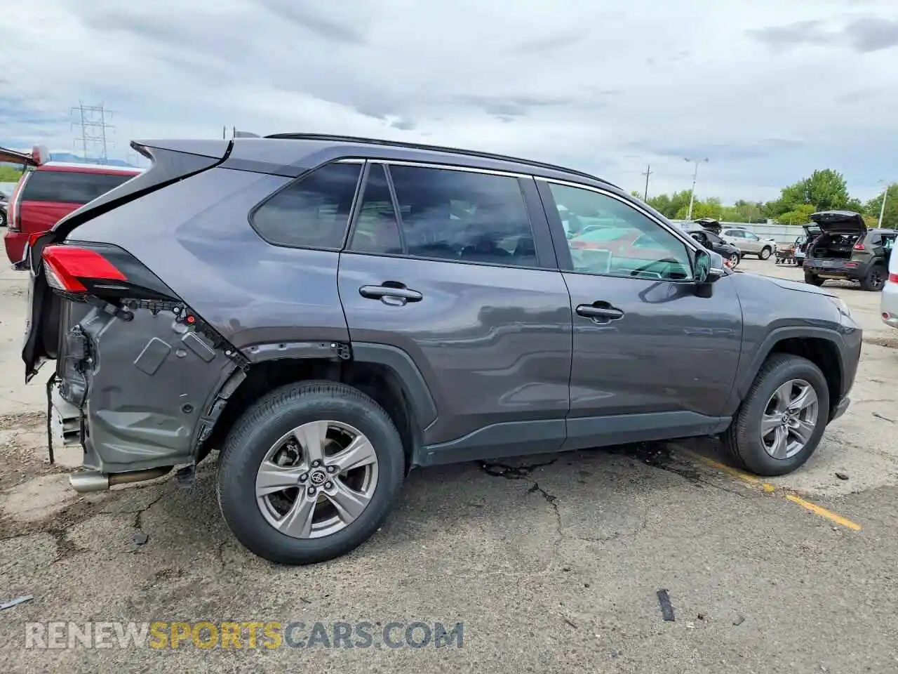 3 Photograph of a damaged car 2T3P1RFV2RC397790 TOYOTA RAV4 2024