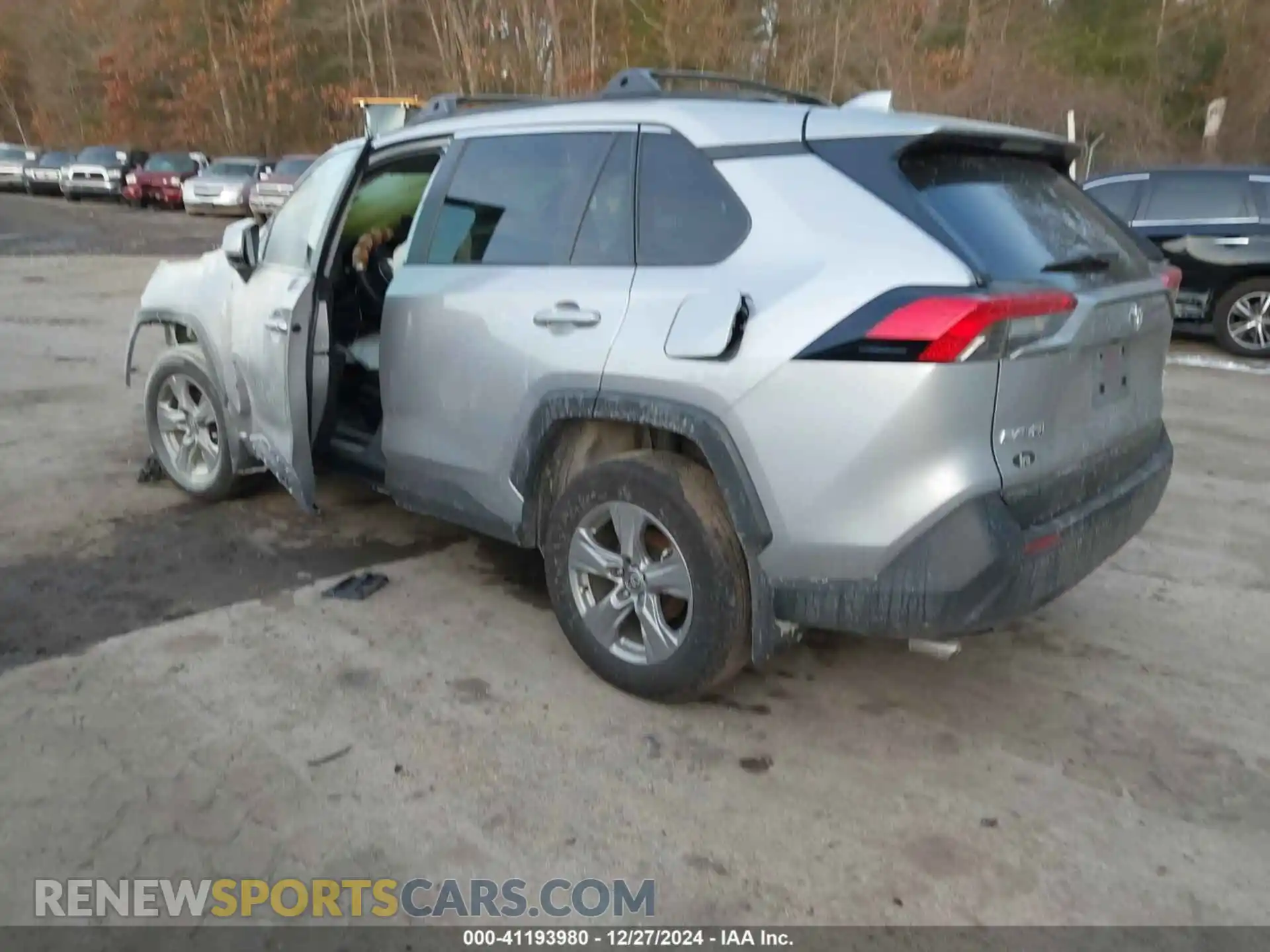 3 Photograph of a damaged car 2T3P1RFV2RC459446 TOYOTA RAV4 2024