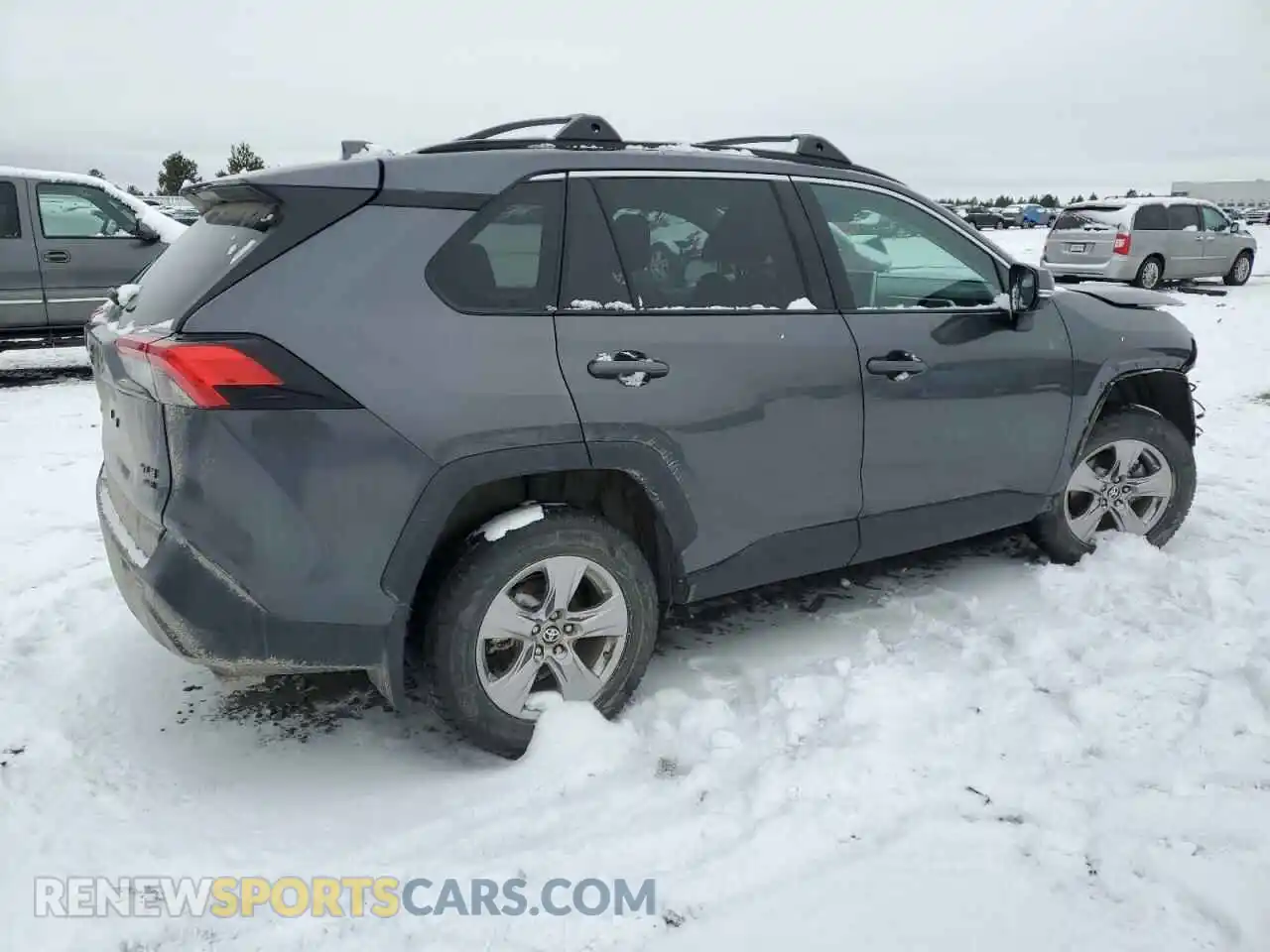 3 Photograph of a damaged car 2T3P1RFV2RC464369 TOYOTA RAV4 2024