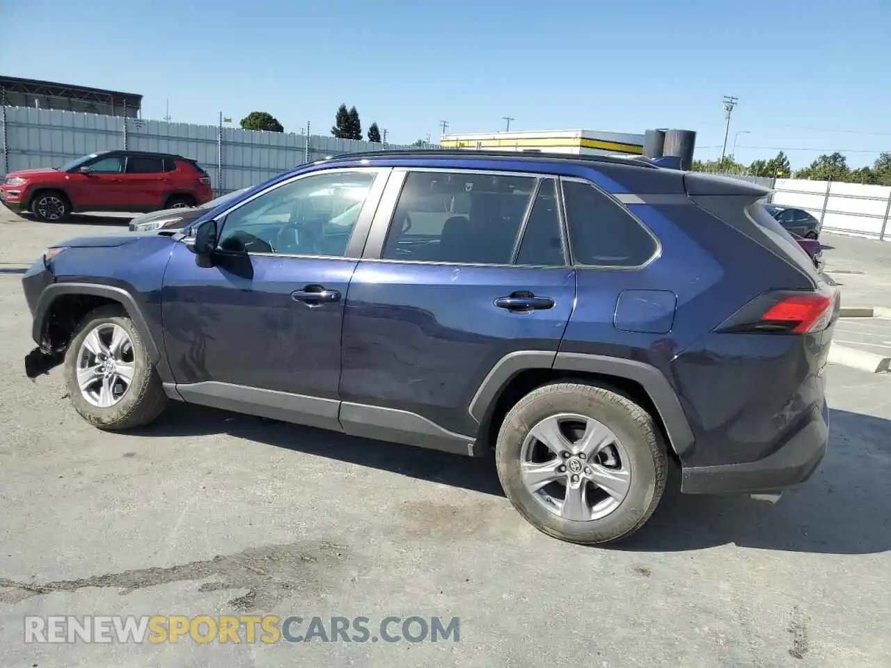 2 Photograph of a damaged car 2T3P1RFV2RW423903 TOYOTA RAV4 2024