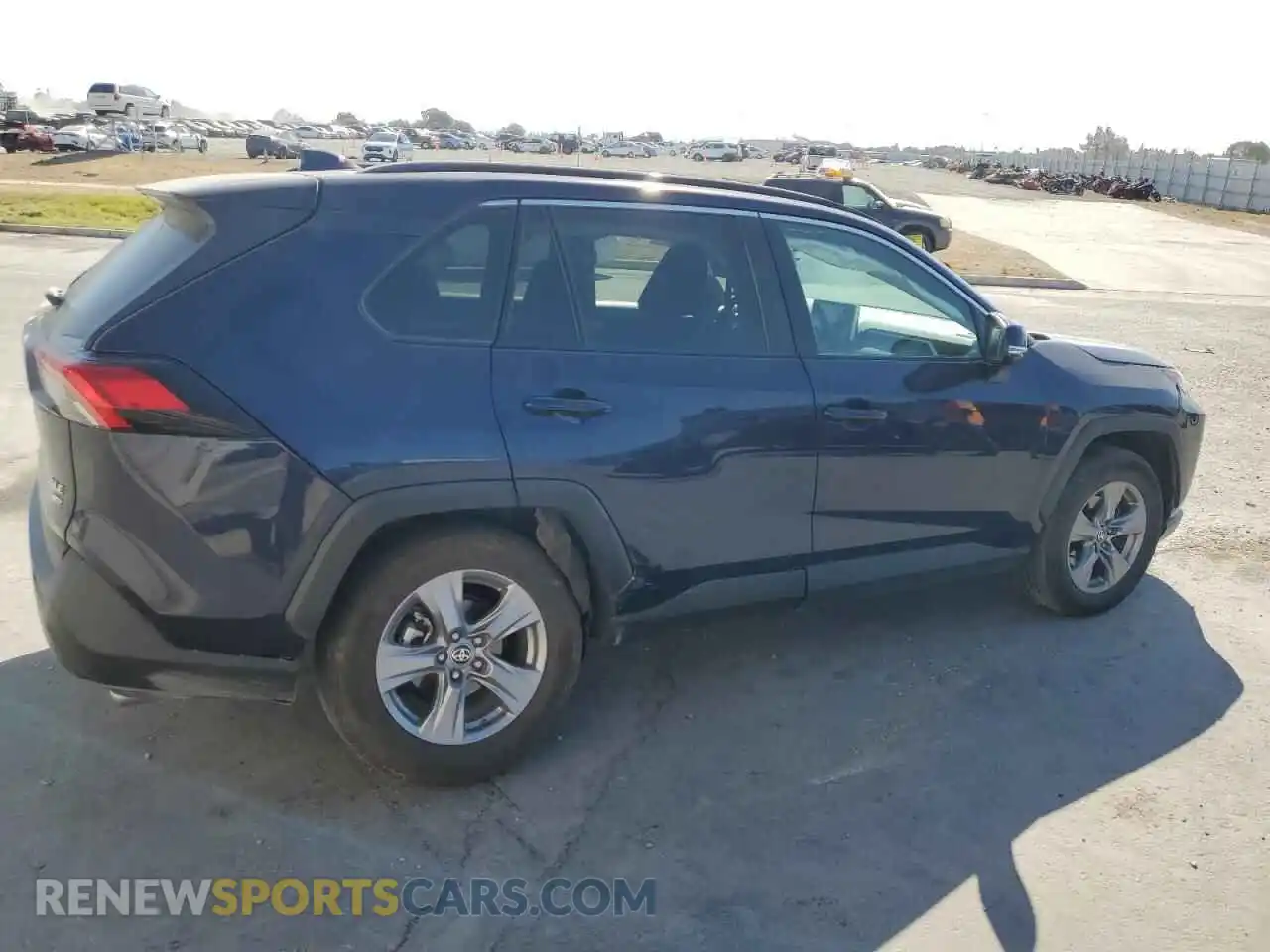 3 Photograph of a damaged car 2T3P1RFV2RW423903 TOYOTA RAV4 2024