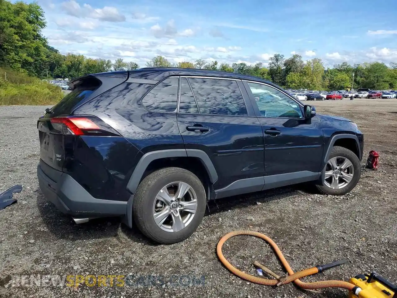 3 Фотография поврежденного автомобиля 2T3P1RFV2RW435985 TOYOTA RAV4 2024