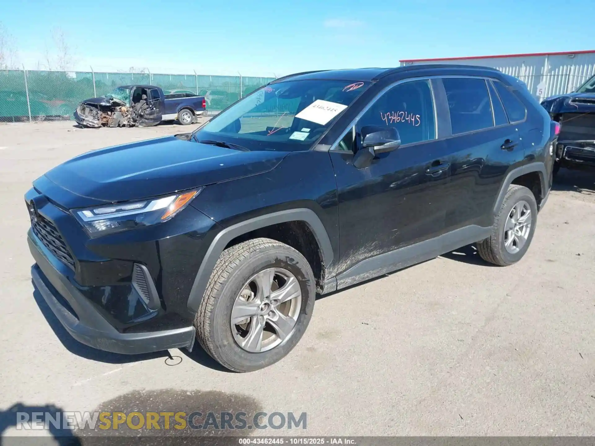 2 Photograph of a damaged car 2T3P1RFV2RW455590 TOYOTA RAV4 2024
