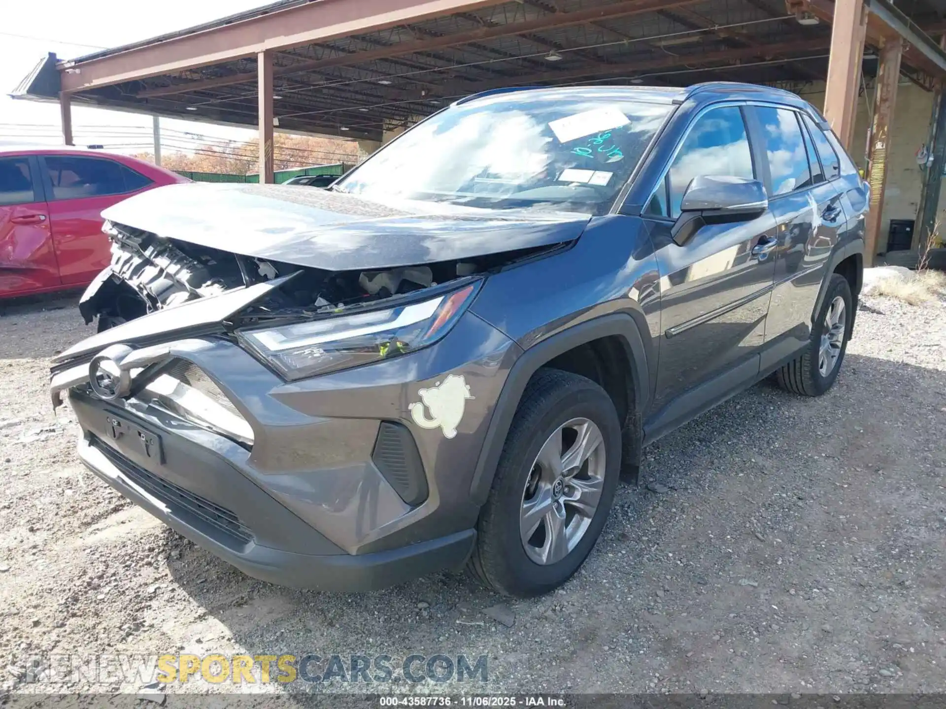 2 fotografías del automóvil dañado 2T3P1RFV3RC393828 TOYOTA RAV4 2024
